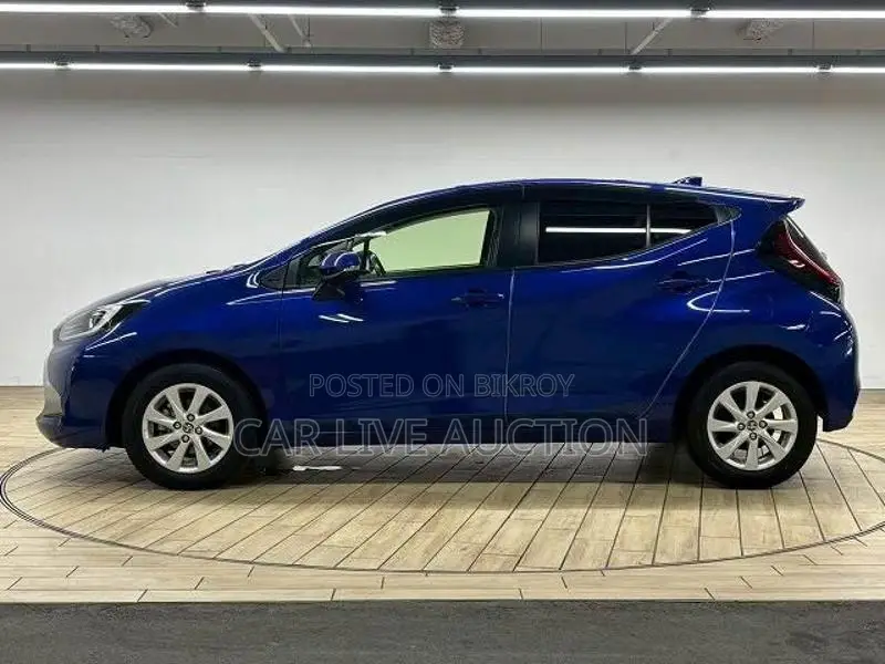 Toyota Aqua hybrid 2021
