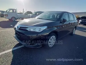 Toyota Fielder Ex edition Hyb 2022