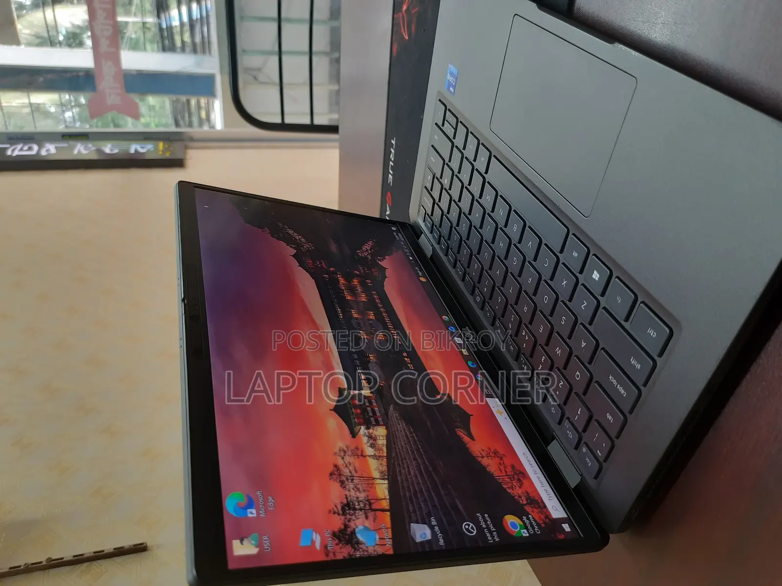 i7! i7!! Intel Iris XE Graphics**512GB Nvme**16Gb RAM**11th Generation**