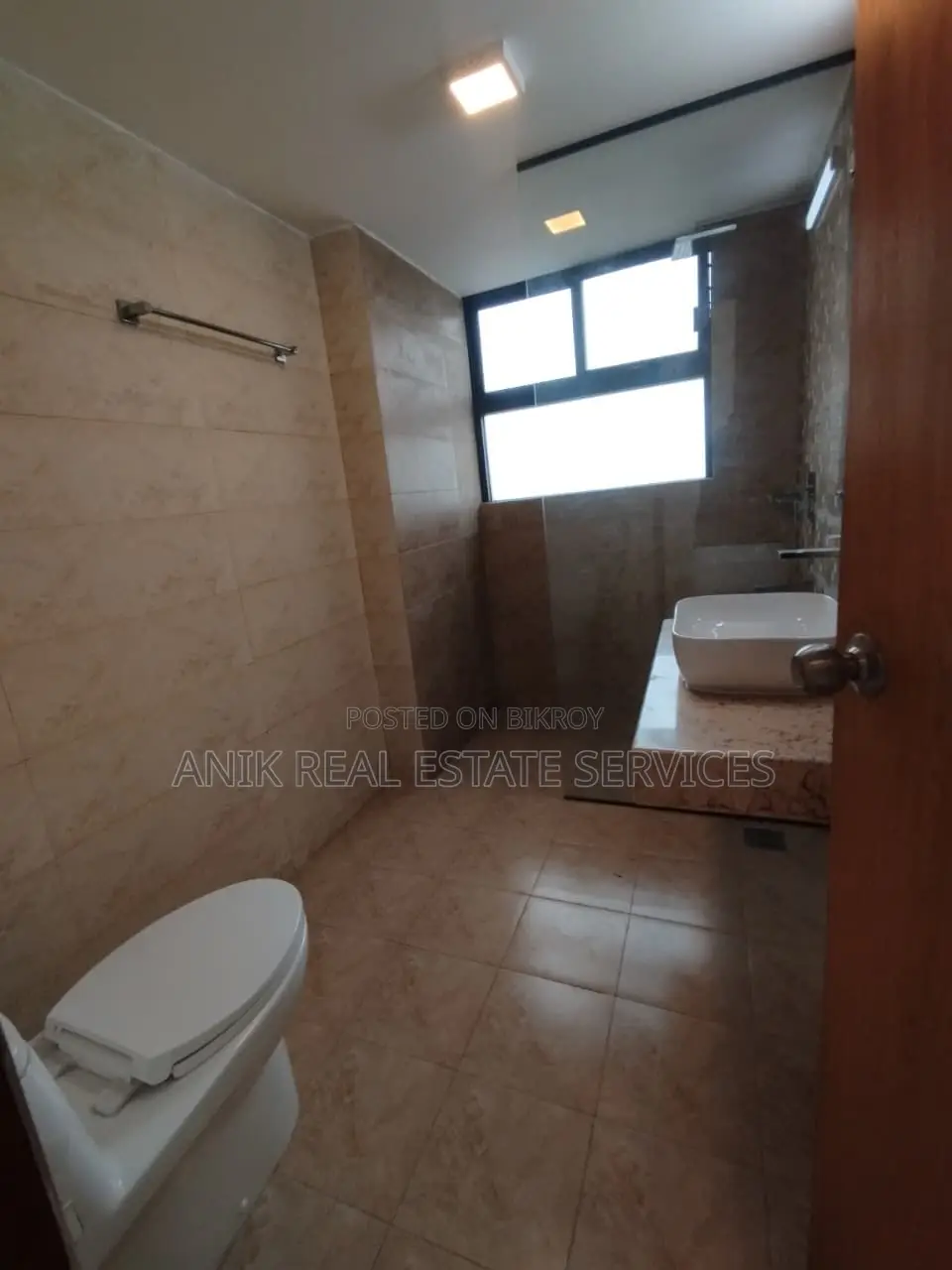 New Modern 4900 Sft Un Farnised Flat Rent At Gulshan 2