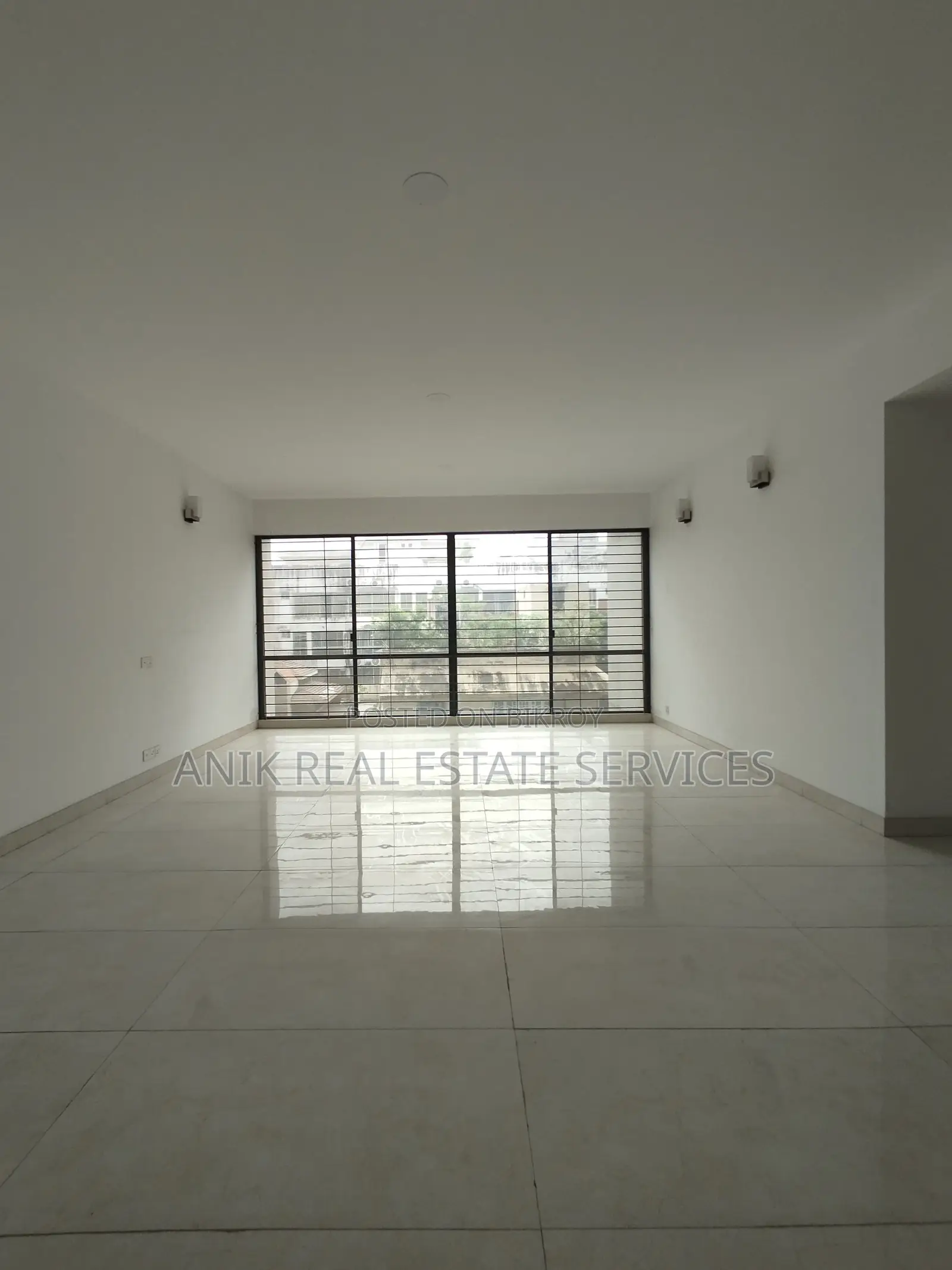 New Modern 4900 Sft Un Farnised Flat Rent At Gulshan 2
