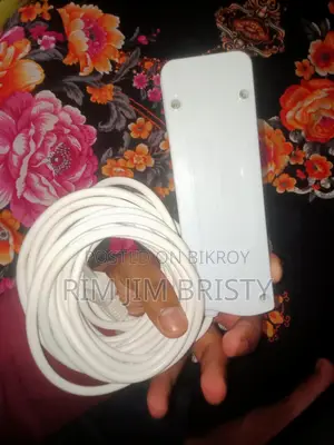 Multi-plug 4 Socket, 2/3 Pin 20 Feet Wire