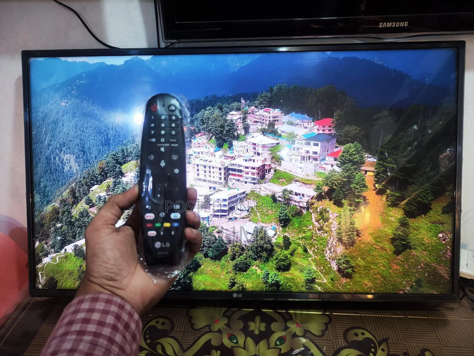 LG 43" Smart 4K Voice Control TV with Replacement Guarantee (Magic Remote)
