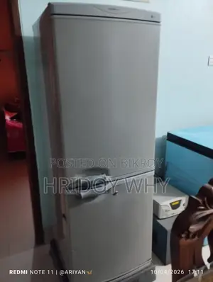 Selling an LG 250-Liter Fridge in Fresh Condition!