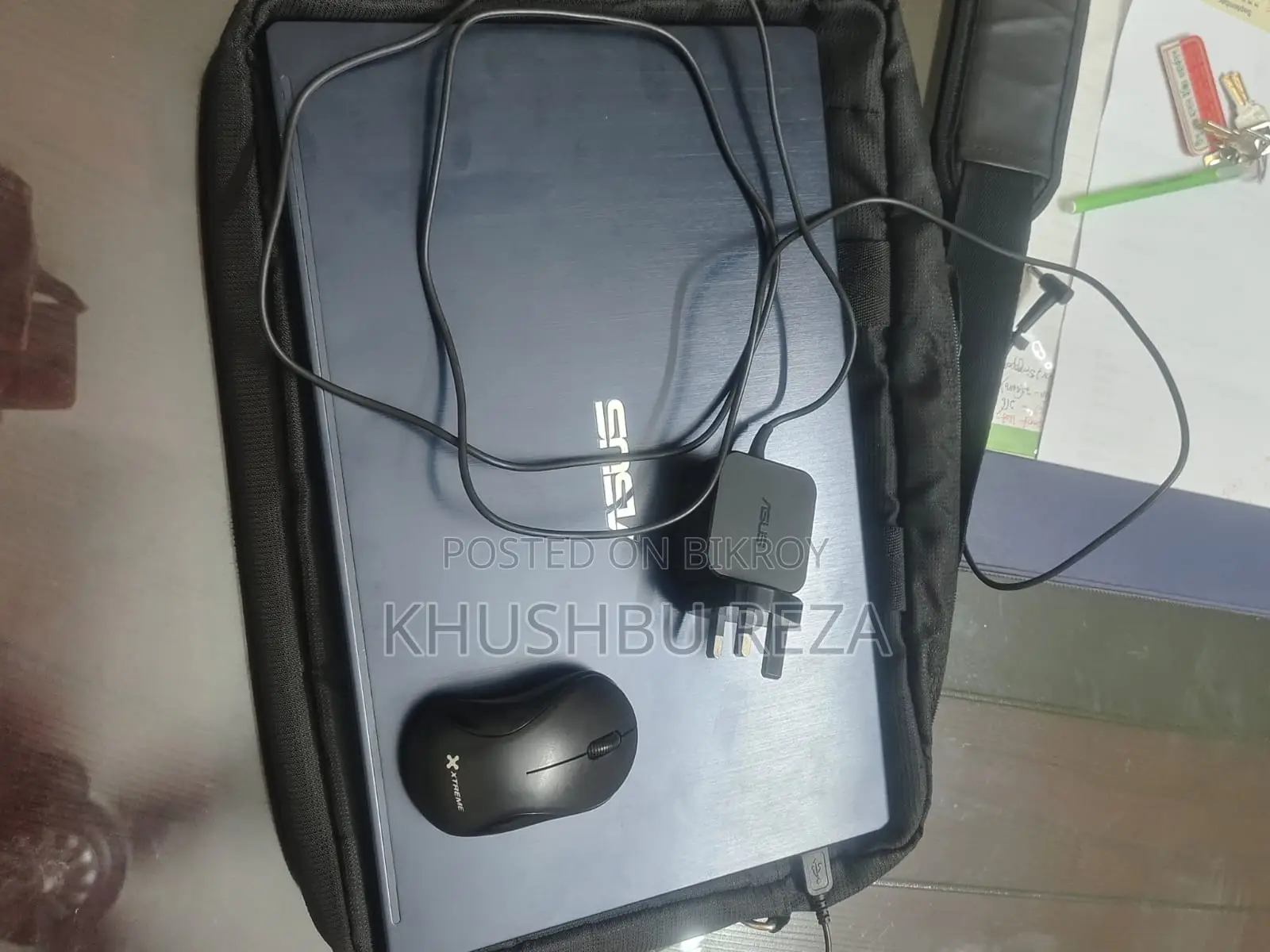 Asus E510 HDMI