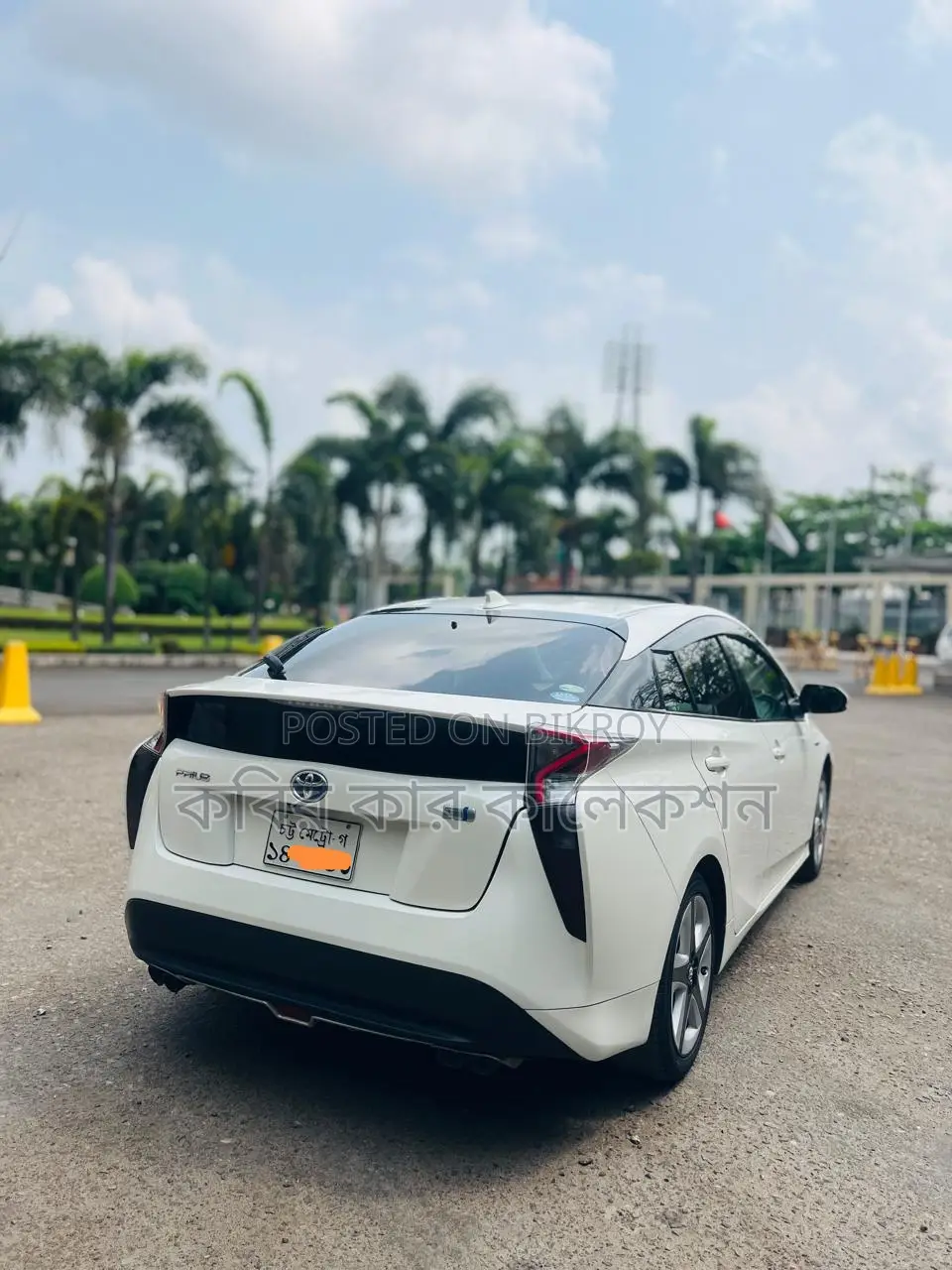 Toyota Prius sun roof 2016