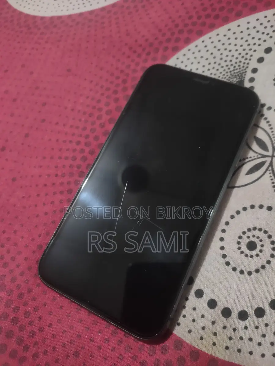 Apple iPhone 11 128 GB (Used)