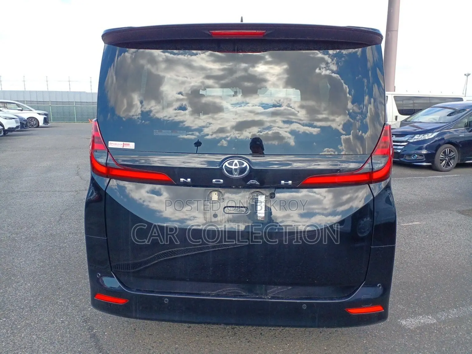 Toyota Noah X 2022