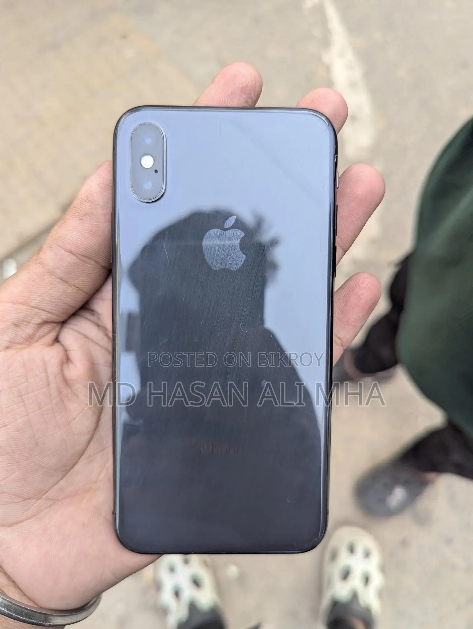 Apple iPhone XS (Used) - Parts Needed
