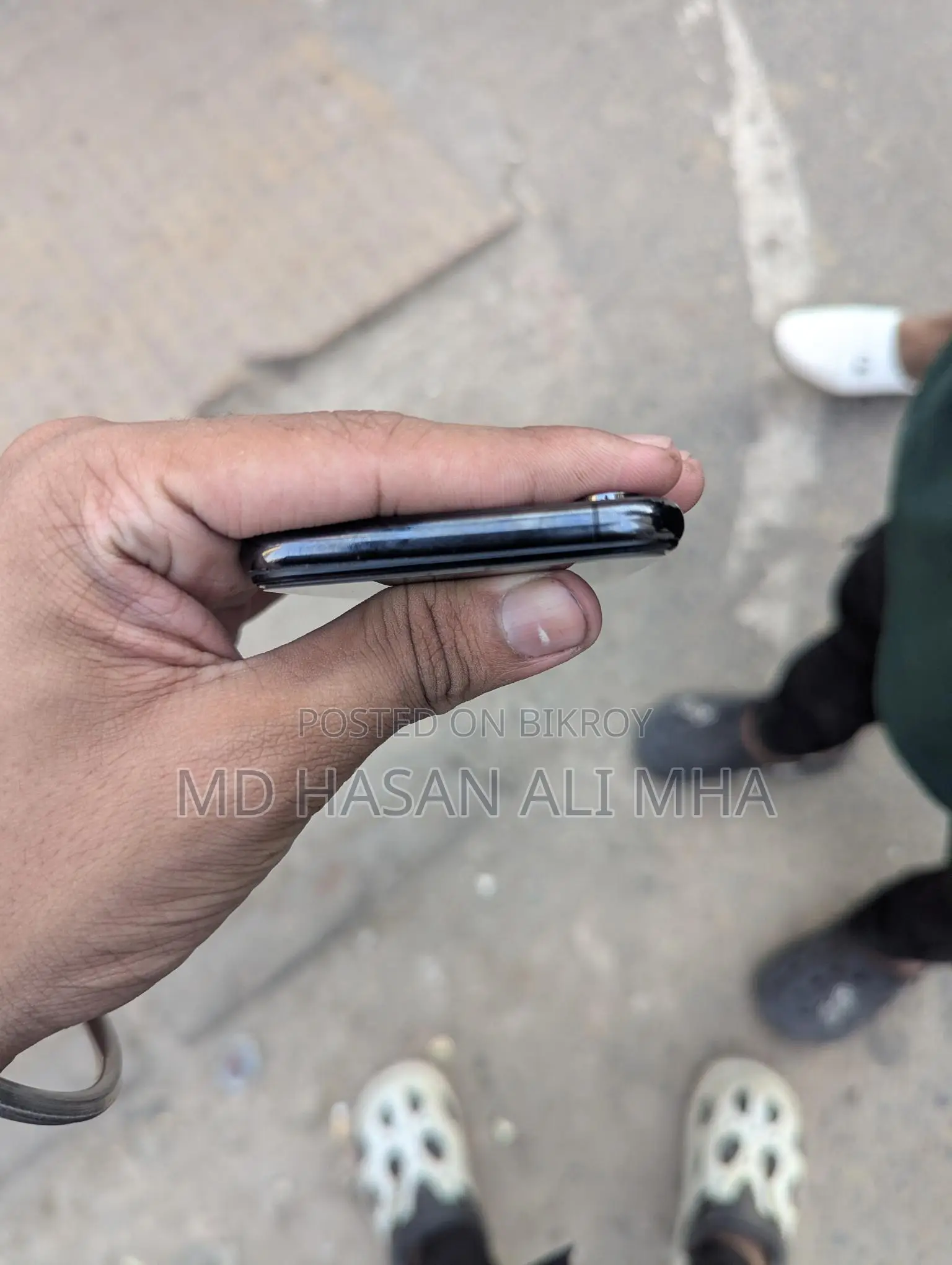 Apple iPhone XS (Used) - Parts Needed