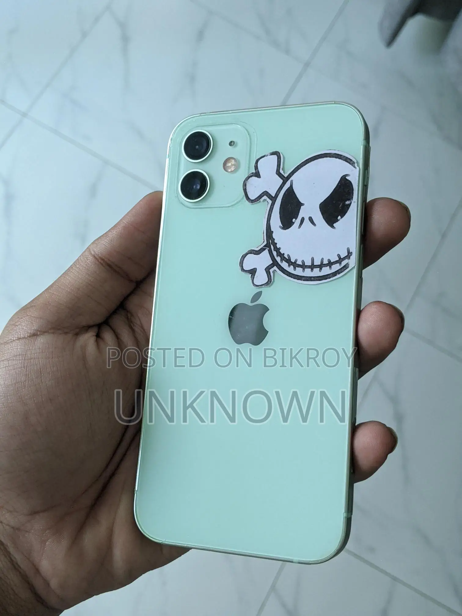 Apple iPhone 12 (Used)