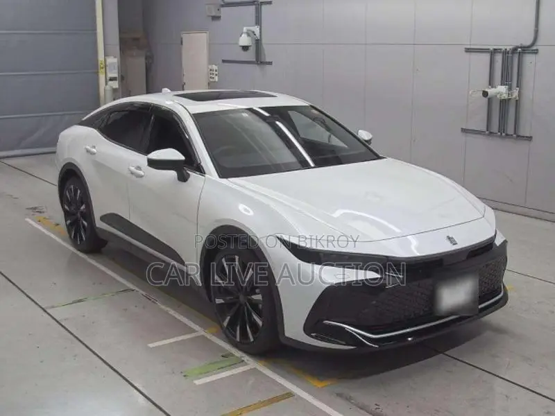 Toyota Crown Hybrid RS 2022