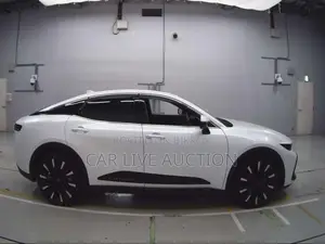 Toyota Crown Hybrid RS 2022