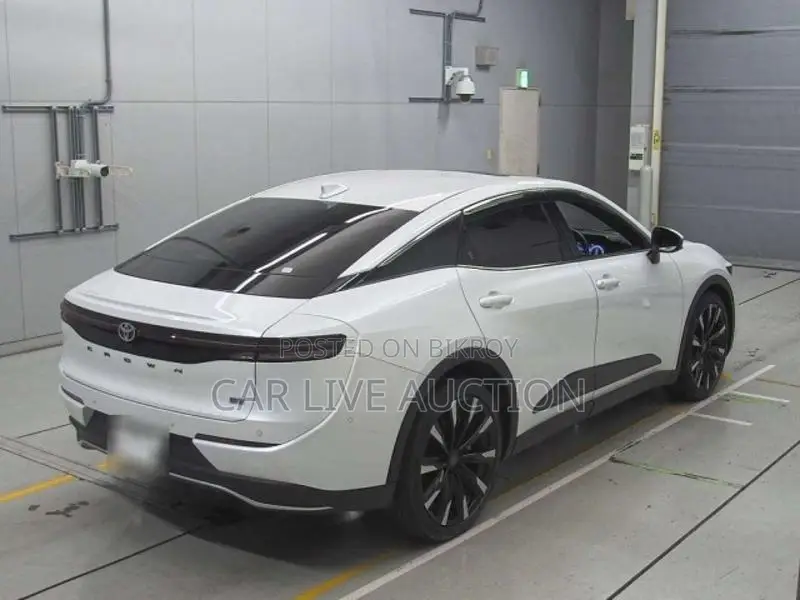 Toyota Crown Hybrid RS 2022
