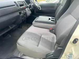 Toyota Hiace DX NEW SHAPE 2020