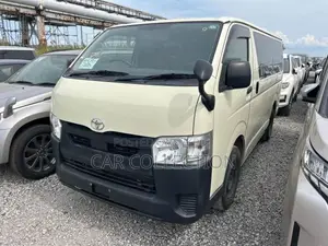 Toyota Hiace DX NEW SHAPE 2020