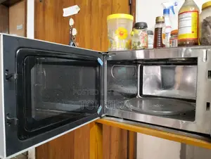 30-Liter Microwave Convection