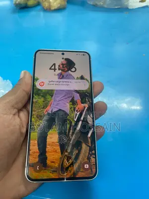Samsung Galaxy S23 15 (Used)