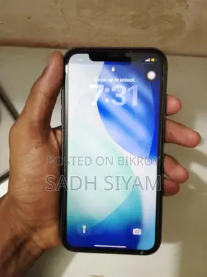 Apple iPhone 11 (Used)
