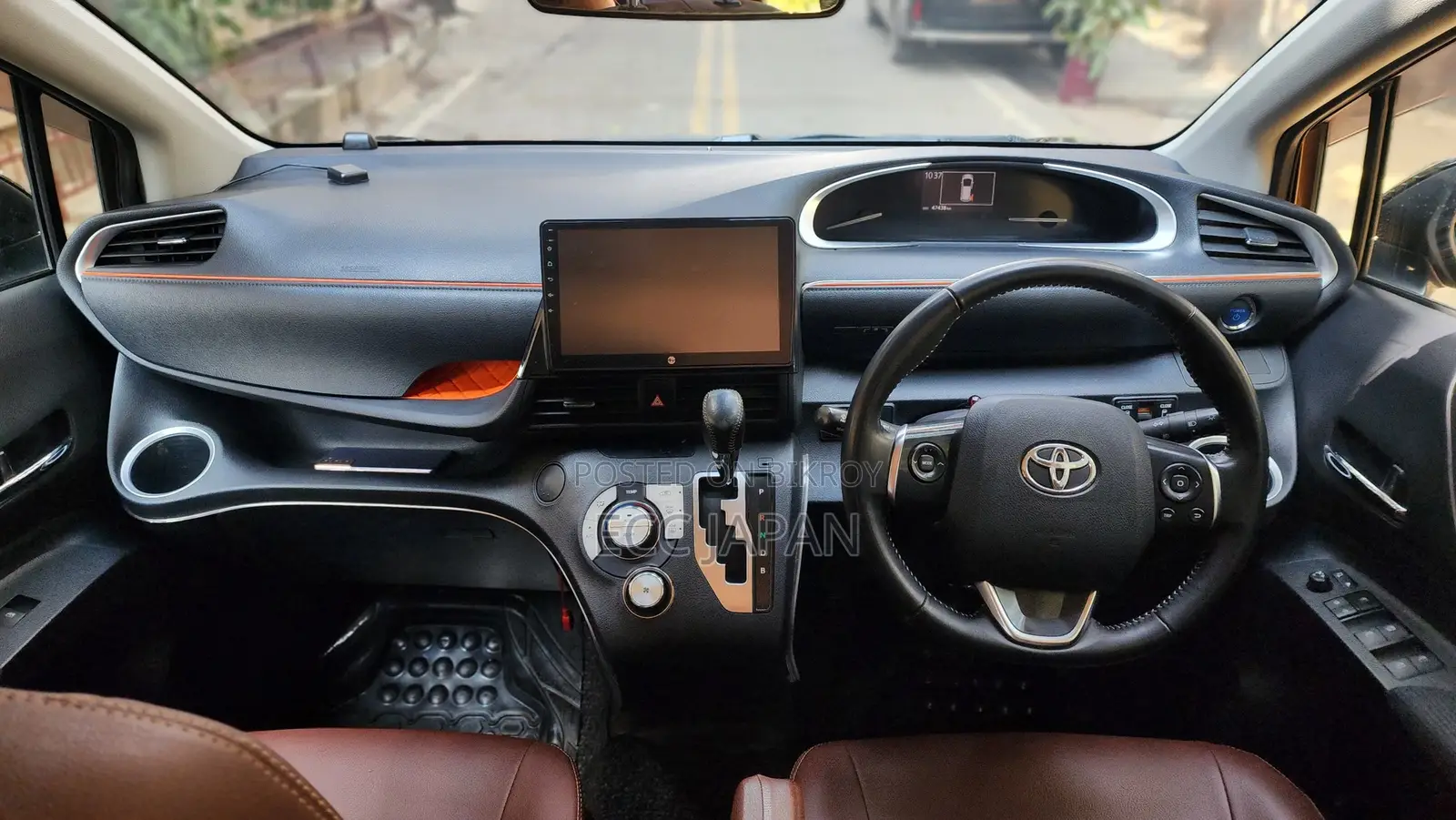 Toyota Sienta 2017