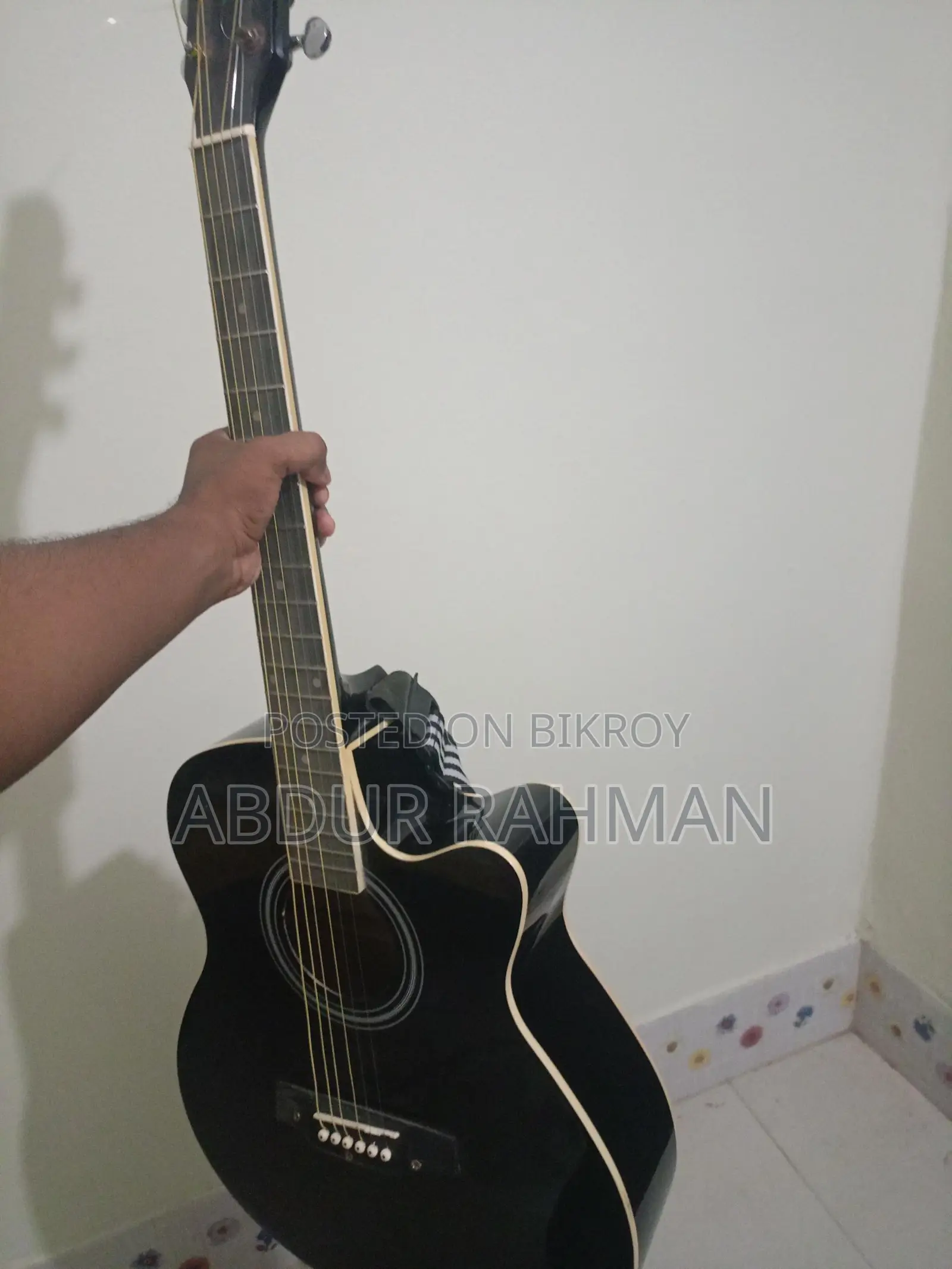 Axe 52c Acoustic Guitar for Sale