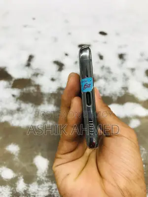 Samsung Galaxy S20 (Used)