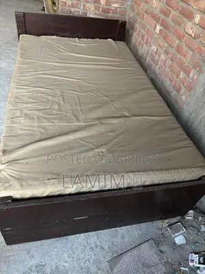 Single Teak Wood Bed