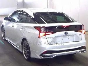 Toyota Prius A Touring 2021