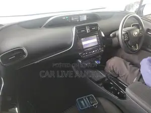 Toyota Prius A Touring 2021