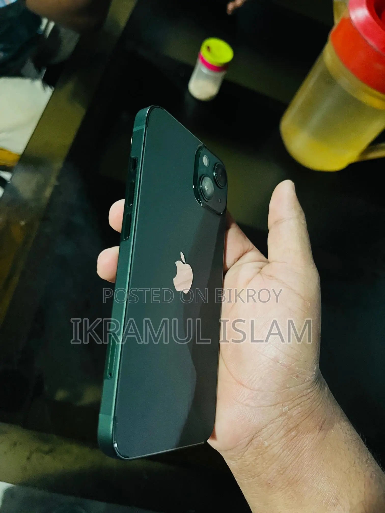 Apple iPhone 13 (Used)