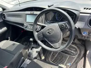 Toyota Axio HYBRID EX 2020