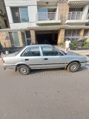 Toyota Corolla 90 Xe Saloon 1990