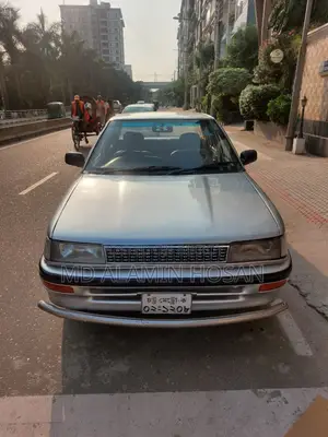Toyota Corolla 90 Xe Saloon 1990