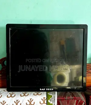 Monitor for Sale (Green Line Problem)
