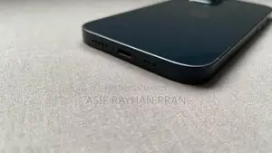 Apple iPhone 14 . (Used)