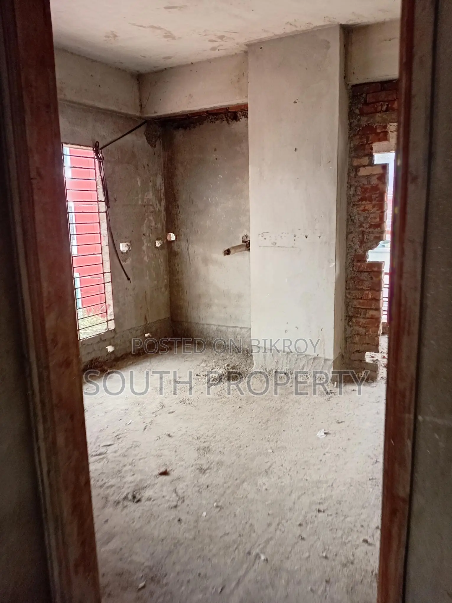 Ready 800 sft flat sale at Khilgaon C block.