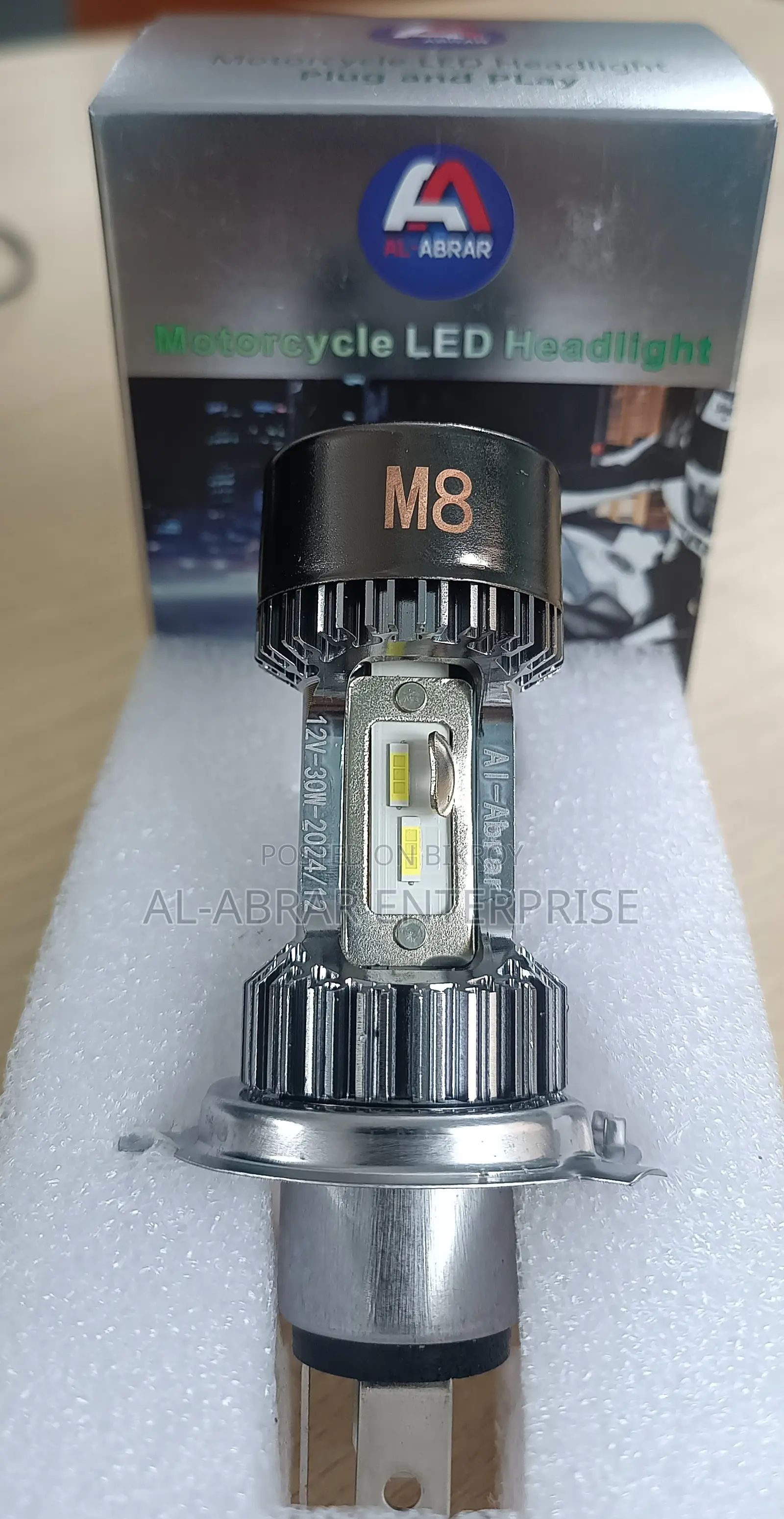 M8WNLED 242