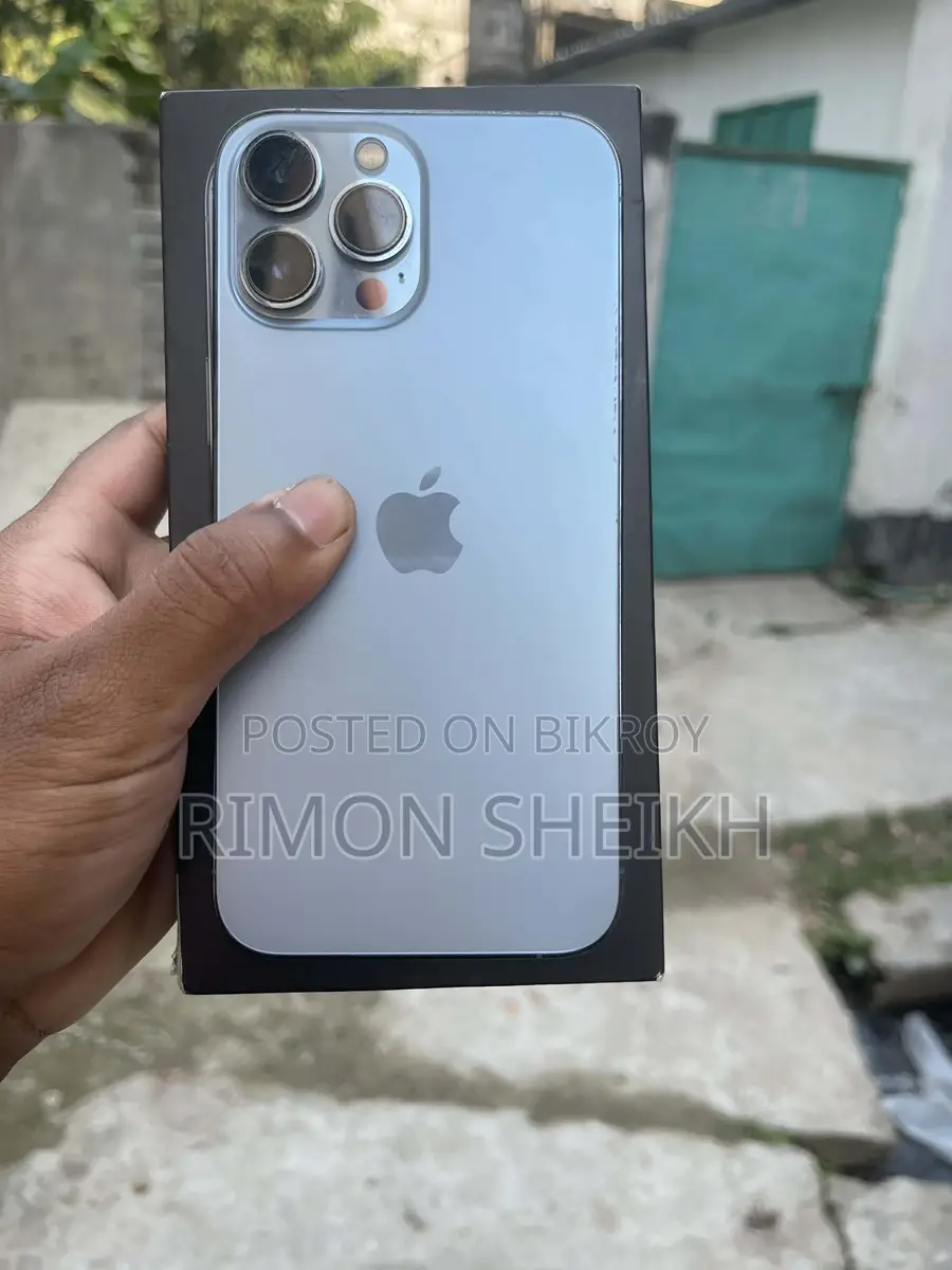 Apple iPhone 13 Pro Max . (Used)