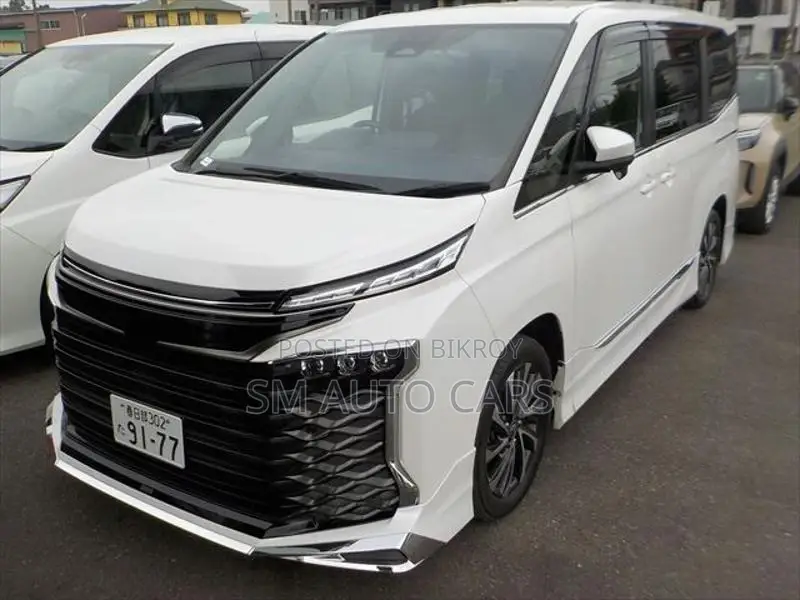 Toyota Voxy Hybrid SZ Pearl New 2022