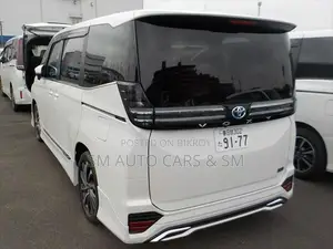 Toyota Voxy Hybrid SZ Pearl New 2022