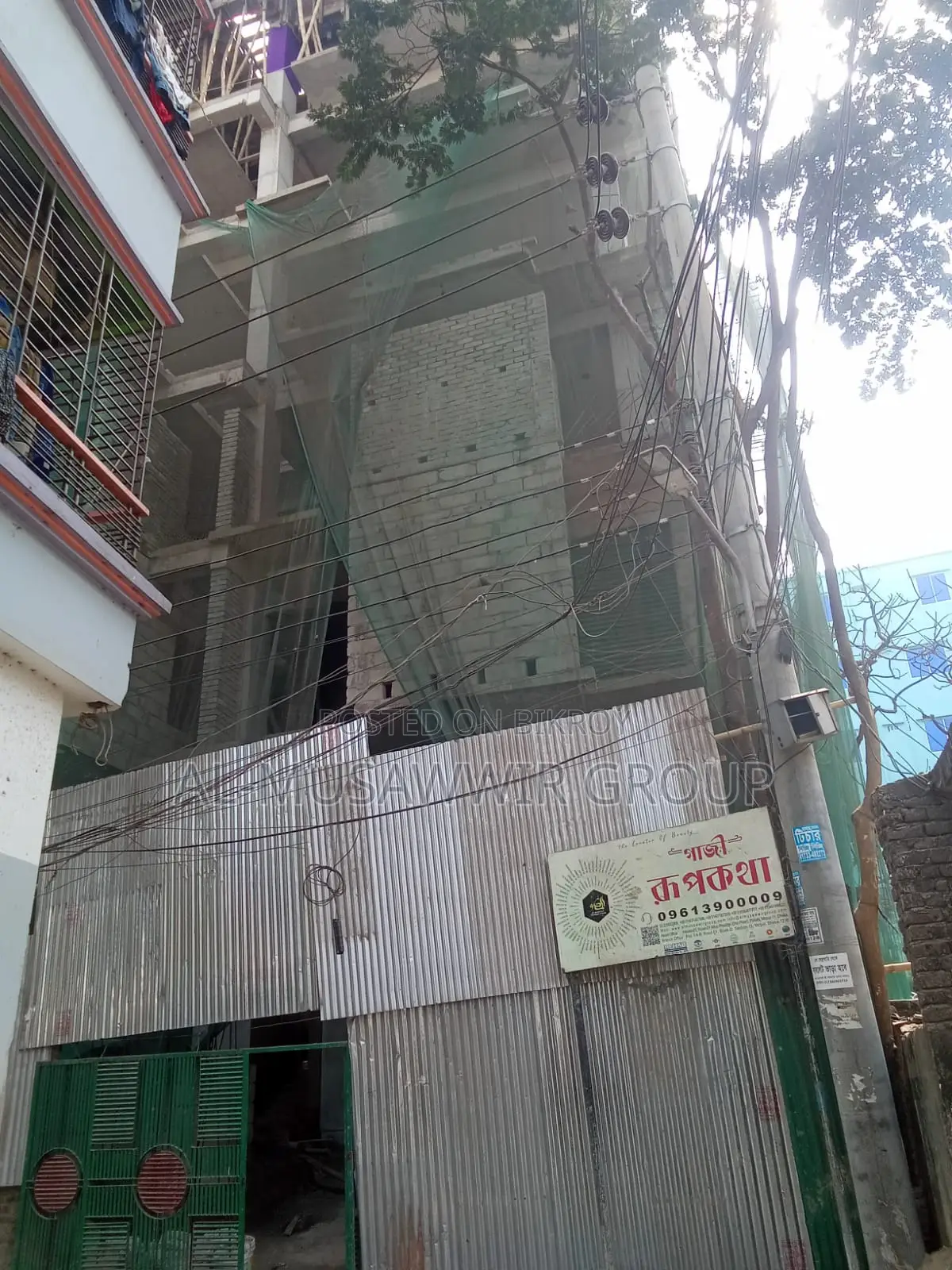 A beautiful, hassle-free flat filled with light and air
