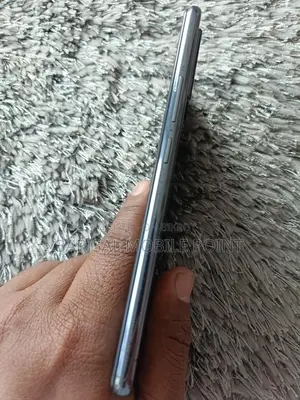 Vivo Y73 64 GB Black