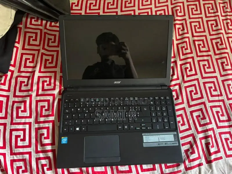Selling Laptop.