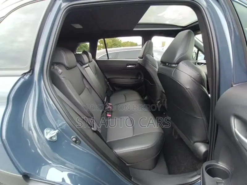Toyota Corolla Cross Z Massive Grey 2026