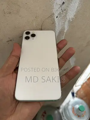অ্যাপল আইফোন ১১ প্রো ম্যাক্স ৬৪ জিবি (ব্যবহৃত)