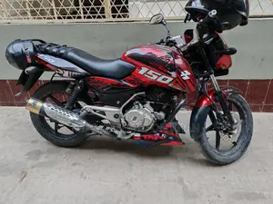 Bajaj Pulsar 150 . 2012