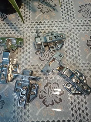 Cabinet Door Hinge Half Overlay