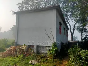 জরুরি ভিত্তিতে বাড়িসহ জমি বিক্রি হবে
