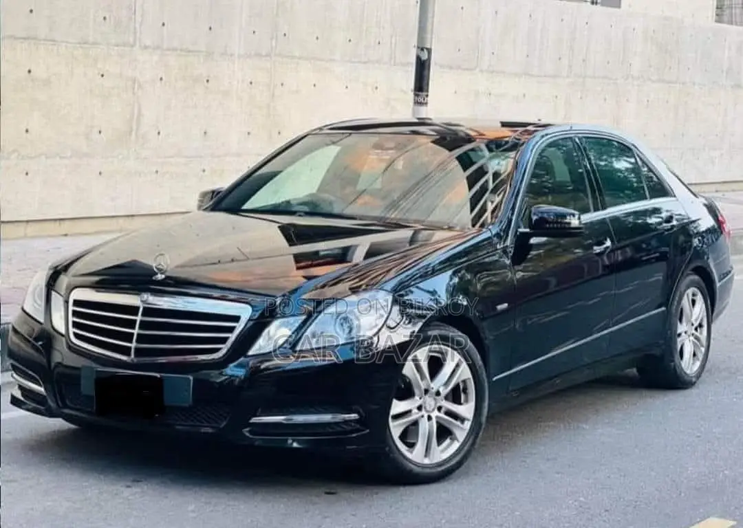 Mercedes-Benz E-Class E250 CGI SUNROOF 2011