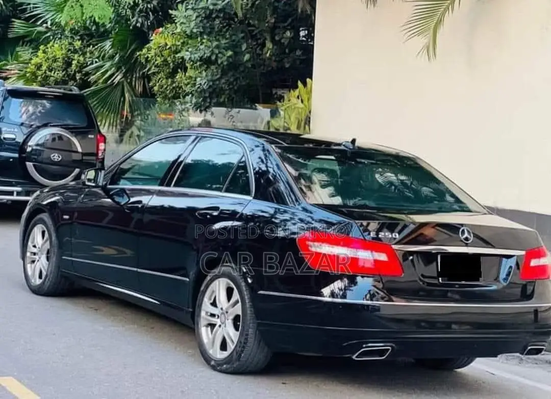 Mercedes-Benz E-Class E250 CGI SUNROOF 2011